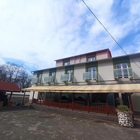 Motel Sofer Volkovce Екстериор снимка