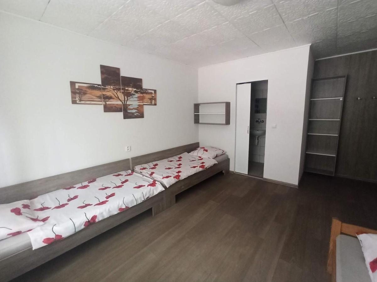Motel Sofer Volkovce Екстериор снимка